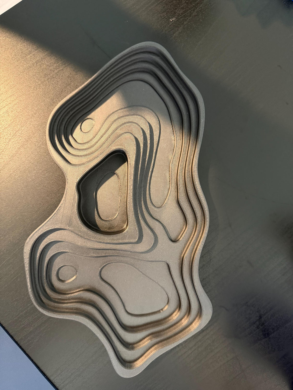 STRATA | SCULPTURAL CATCHALL